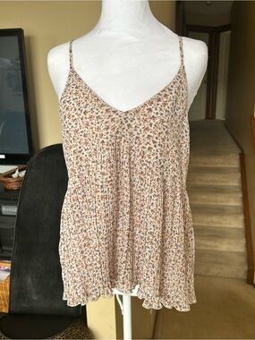 Paper Crane Beige Floral Pleated Spaghetti-Strap Camisole